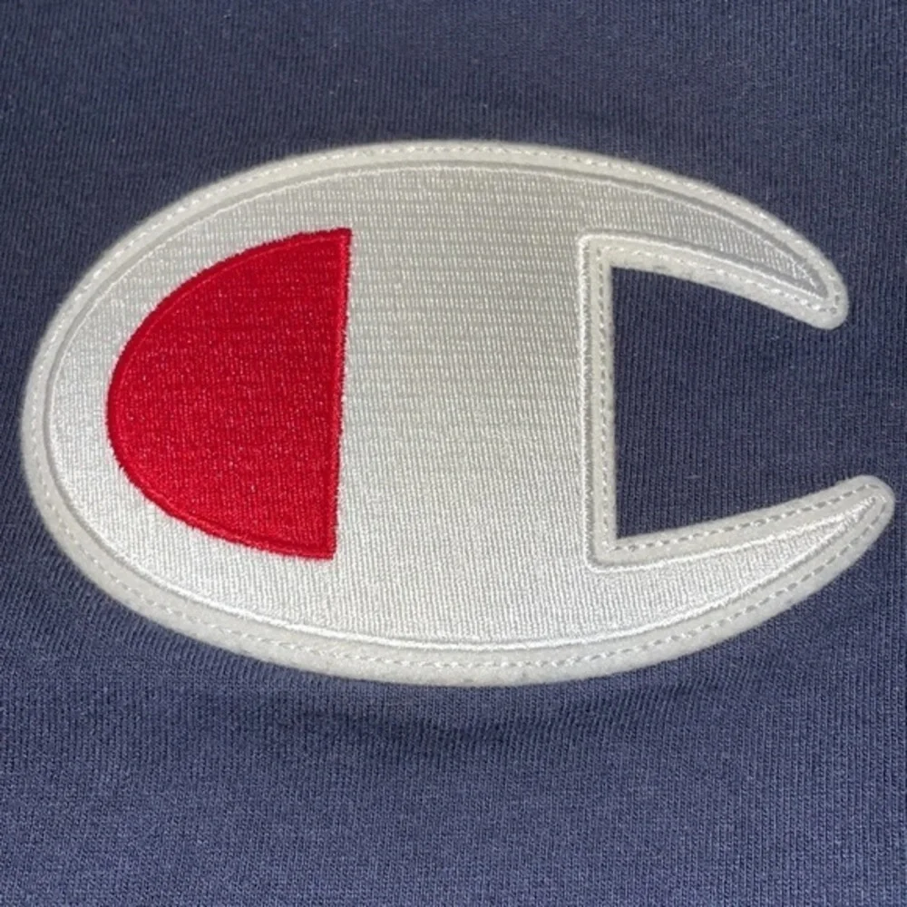 Men’s‎ Champion Shirt - Picture 2 of 4